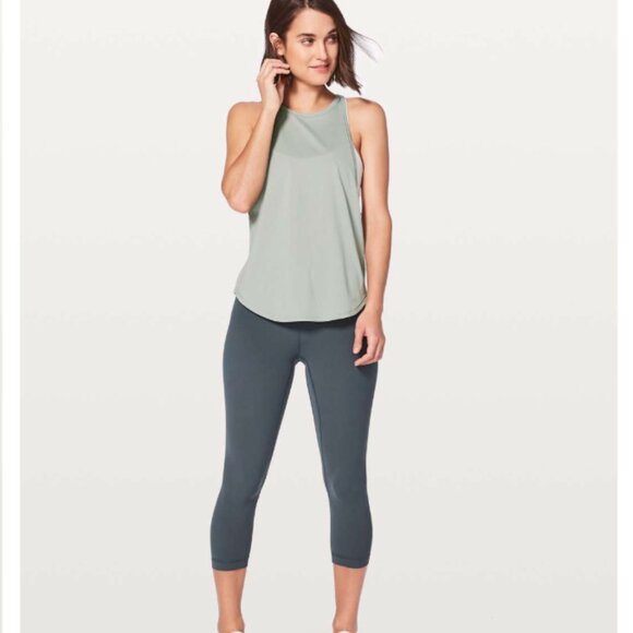 Lululemon Women's Sweat Date Singlet - Picture 2 of 9